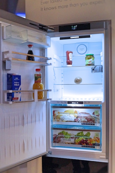 Liebherr BluPerformance Kühlschrank mit Kameras