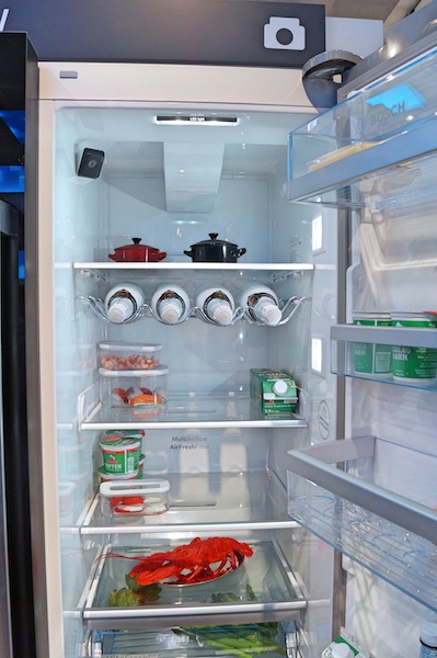 Bosch Kühlschrank mit Kameras