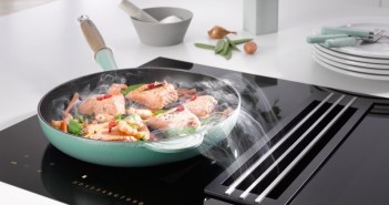 Miele TwoInOne-Kochfelder Miele TwoInOne: Induktionskochfeld mit Wrasenabzug